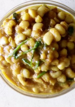A picture of Black eyed beans curry.