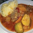 Bife a la criolla c/puré de papas😁