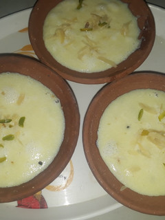 A picture of Kesar Rava Phirni.