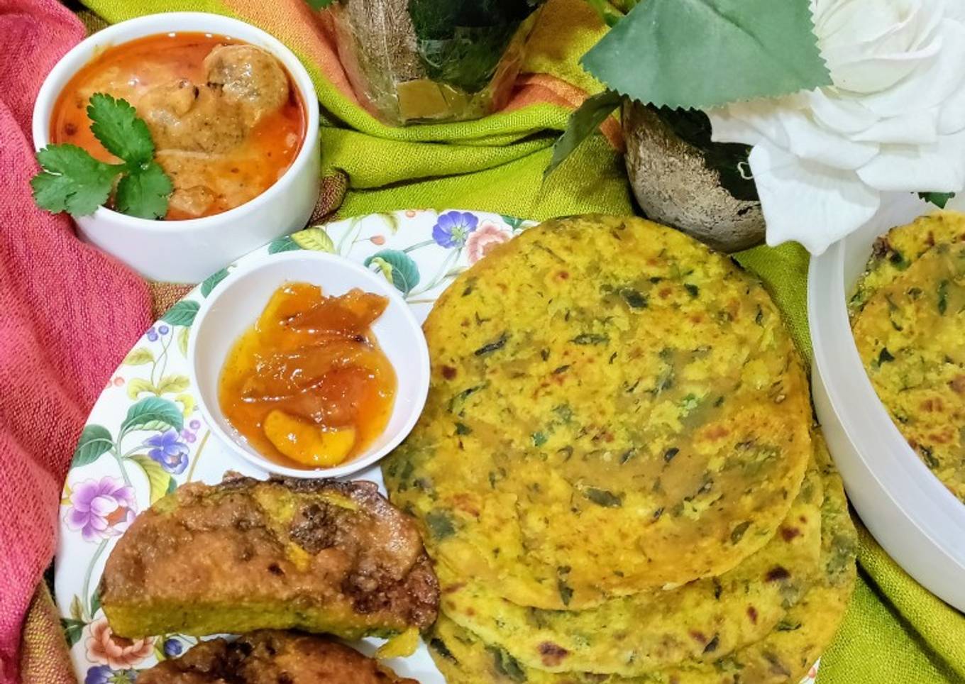 Methi Leaves And Sweet Potato Roti Platter