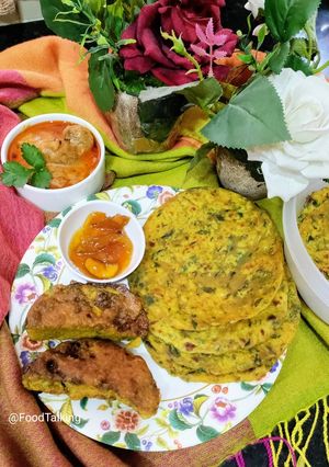 A picture of Methi Leaves And Sweet Potato Roti Platter.