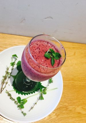 A picture of Sweet potato and berries smoothie.
