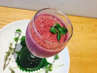 Sweet potato and berries smoothie