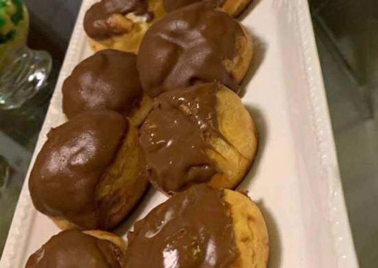 Recipe of Quick Delicious chocolate eclairs