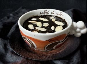 Foto di Mug Cake alle Mandorle e Cioccolato al Microonde