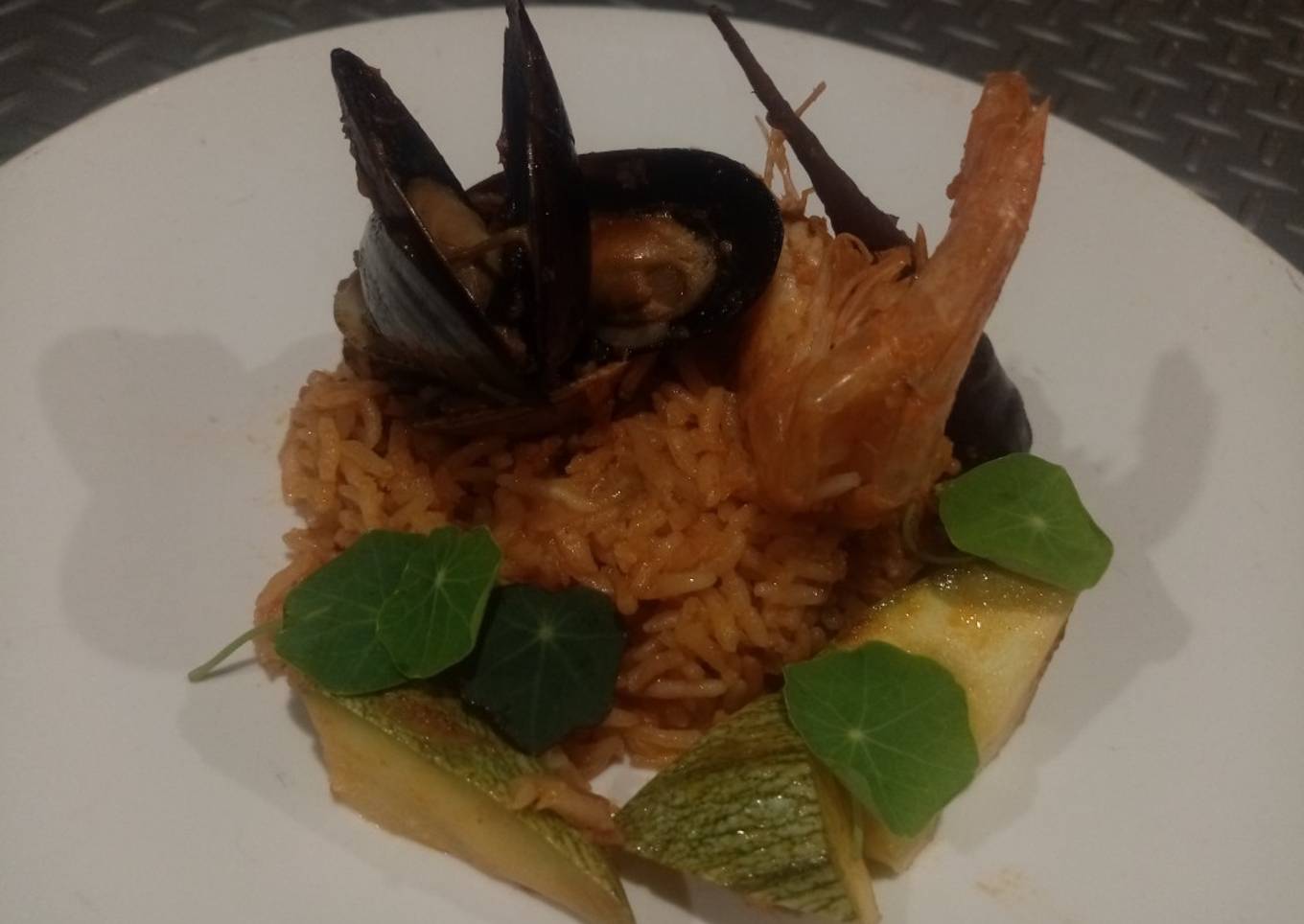 馃崊馃馃Arroz rojo con mariscos 馃馃