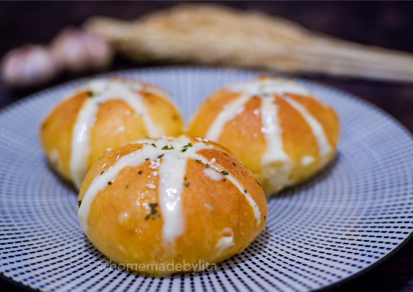 Korean garlic cream cheese bread #homemadebylita