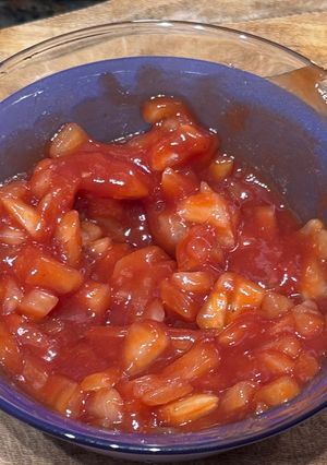 Una foto de Salsa del cuarto de libra de mc donalds 😋❤️💛