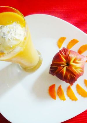 A picture of Apple Carrot shake.