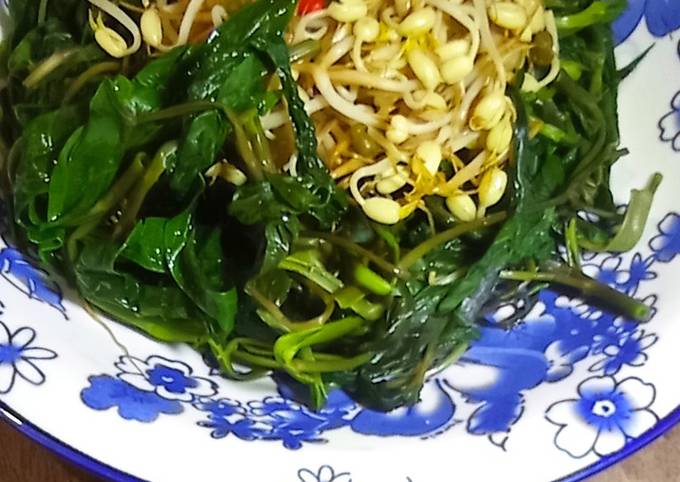 Resep Rujak Kangkung petis oleh maria dian andriana - Cookpad