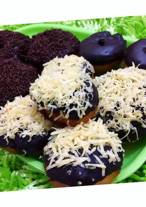 Foto resep Donat Empuk Menul2 Topping Cokelat Keju