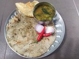 बाजरीची भाकर (Bajri Bhakri Recipe In Marathi)