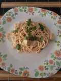 Espagueti Alfredo con pollo