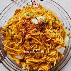 A picture of Mie goreng kampung jawa.