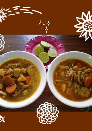 Una foto de 🍲Mole de olla con setas🫕