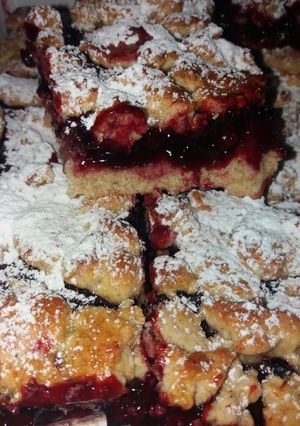 Meggyes-pudingos pite recept fotója