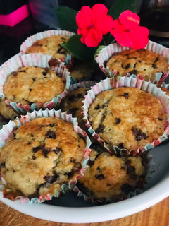 Una foto de Muffin de Banana y Coco con Chispas de Chocolate ♥️