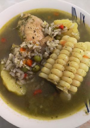 Una foto de Aguadito de pollo