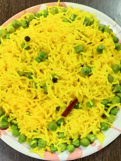 મટર પુલાવ (Matar Pulao Recipe In Gujarati) રેસીપી મુખ્ય ફોટો