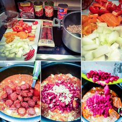 A picture of Fully loaded Chilli concarne.