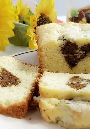 A picture of Hidden Hearts cake.