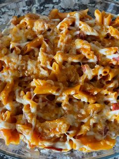 Una foto de Macarrones con chorizo en Mambo