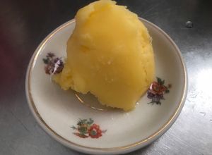 Una foto de Mantequilla clarificada (Ghee)