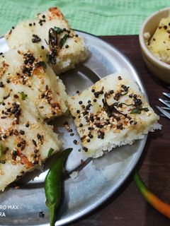 रवा ढोकला (rava dhokla recipe in Hindi) रेसिपी मुख्य फोटो