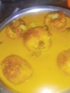 மலாய் கோஃப்தா கிரேவி (Malaai kofta gravy recipe in tamil) செய்முறை முக்கிய புகைப்படம்