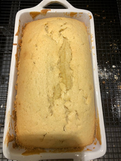 A picture of Lemon Pound Cake.