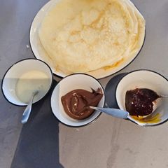 A picture of My grandmas pancakes 🥞.
