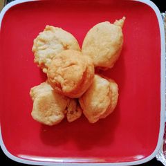 A picture of Bean cake.