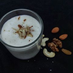 A picture of Dryfruits Milkshake.