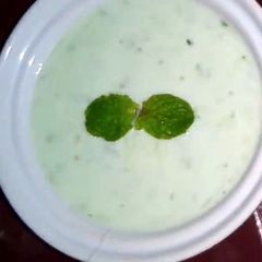 A picture of Cucumber Yoghurt.