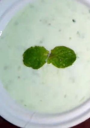 A picture of Cucumber Yoghurt.