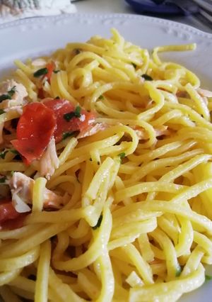 Foto di Tagliolini al salmone con pomodorini