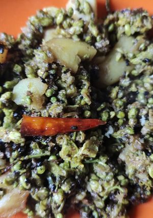 সজনে ফুলের চচ্চড়ি (Sajne fuler chorchori recipe in Bengali) রেসিপির প্রধান ছবি