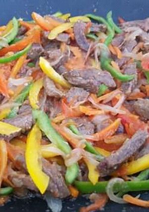 Une photo de Émincé de boeuf au légume