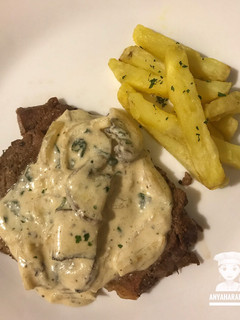 Foto resep Steak with Creamy Mushroom Sauce