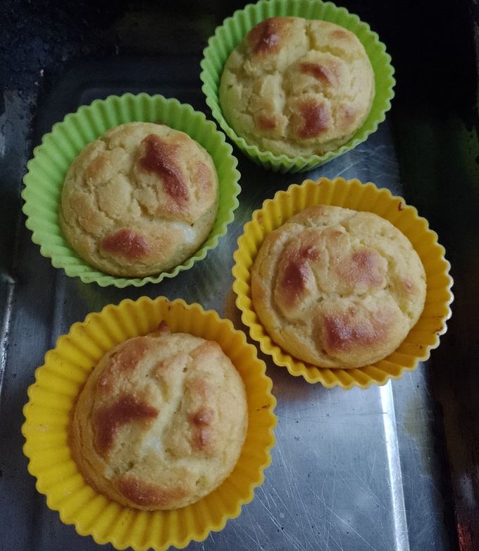 Una foto de Mini muffins de harina de coco y queso