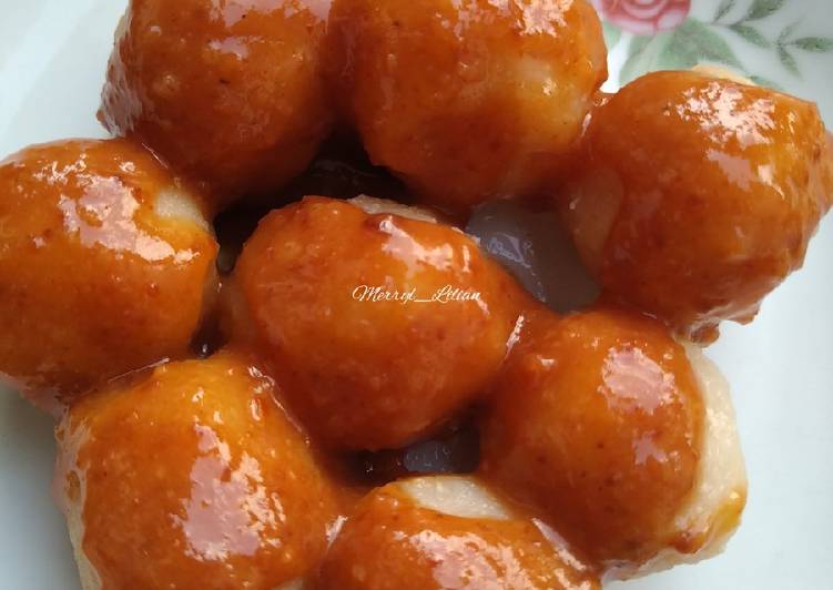 Cilok tahu bumbu kacang