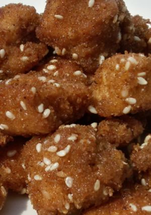 A picture of Crispy popcorn chicken.