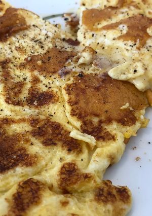 A picture of Snappy Cheese Omelette.