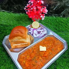 A picture of Pav Bhaji.