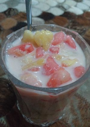 A picture of Fruits salad.