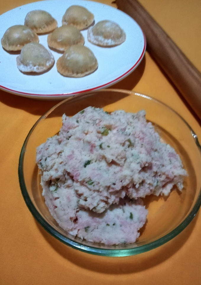 Una foto de Relleno para sorrentinos. Jamón, muzzarella, salsa blanca