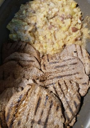 A picture of Lime Beef with Mush and Potatoes.