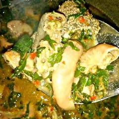 A picture of Assorted meat peppersoup.