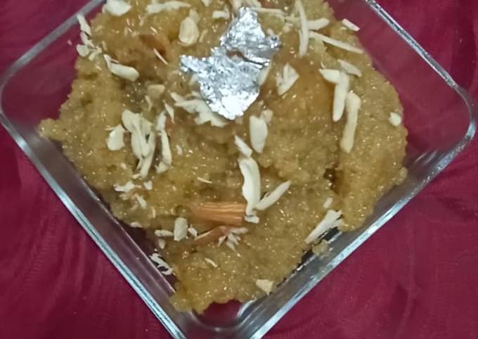 Bulgar wheat halwa