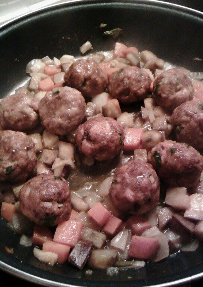 Una foto de Albóndigas ultraligeras de pollo con verduras